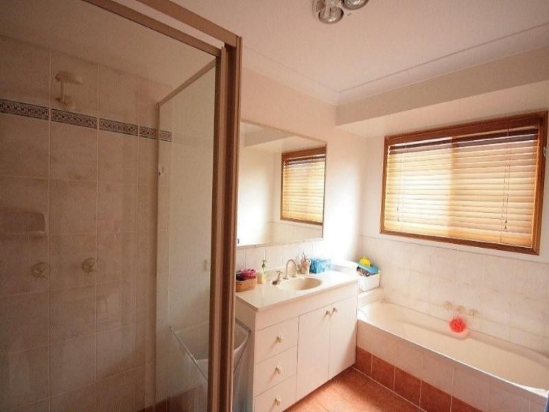 27 Sundar Crescent, Tanah Merah QLD 4128
