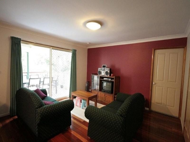 27 Sundar Crescent, Tanah Merah QLD 4128