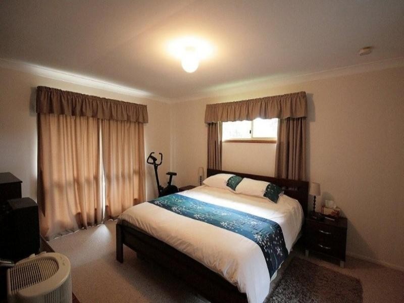 27 Sundar Crescent, Tanah Merah QLD 4128