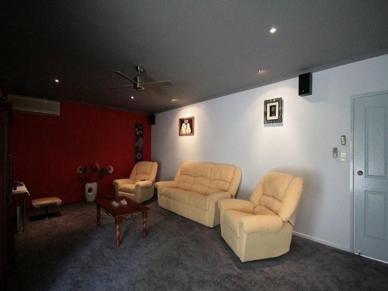 1 Tanaldi Street, Shailer Park QLD 4128