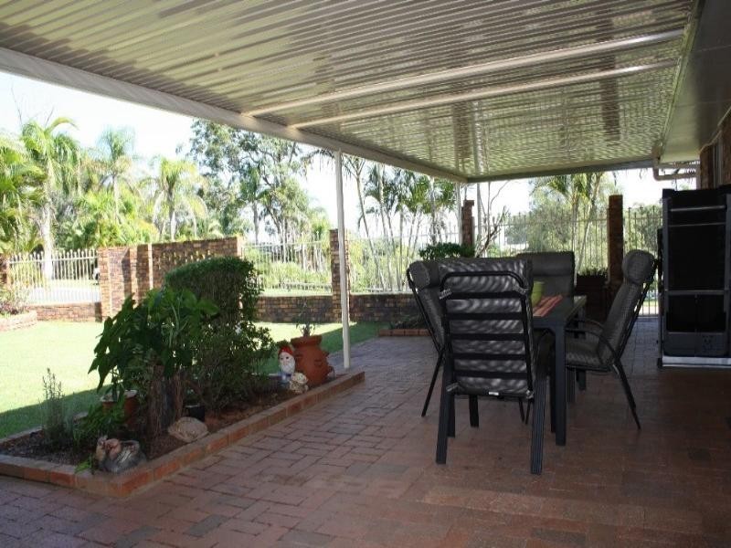2 Bayview Drive, Tanah Merah QLD 4128