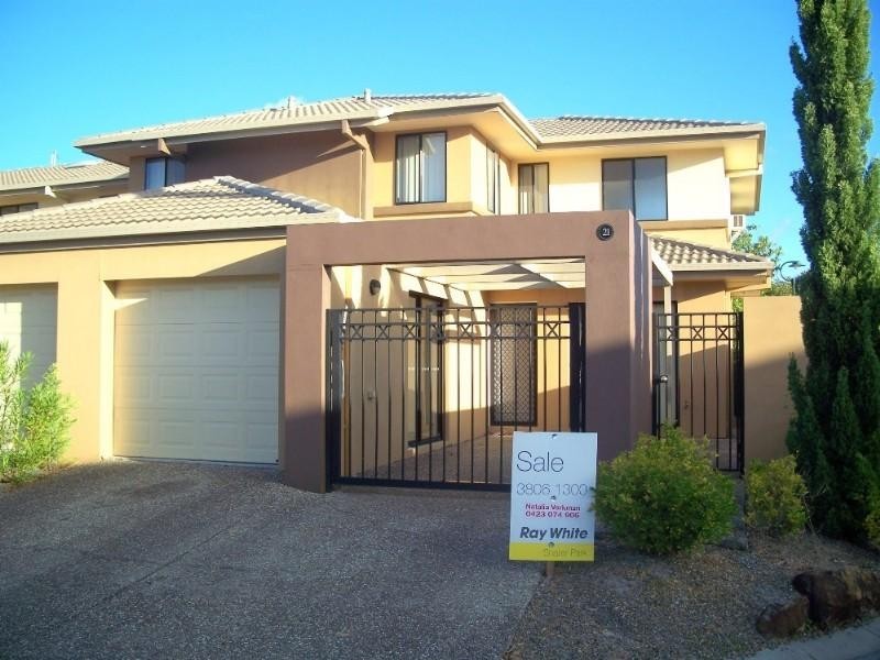 21/2 Tuition Street, Upper Coomera QLD 4209