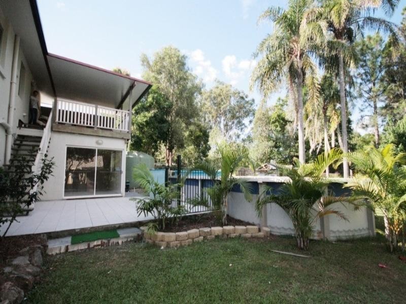 11 Coolcrest Street, Daisy Hill QLD 4127