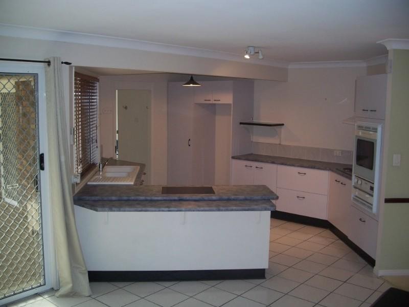 Meadowbrook QLD 4131