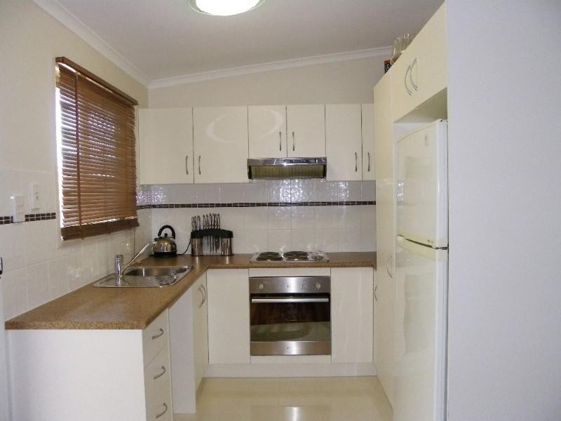 135 Waratah Drive, Crestmead QLD 4132