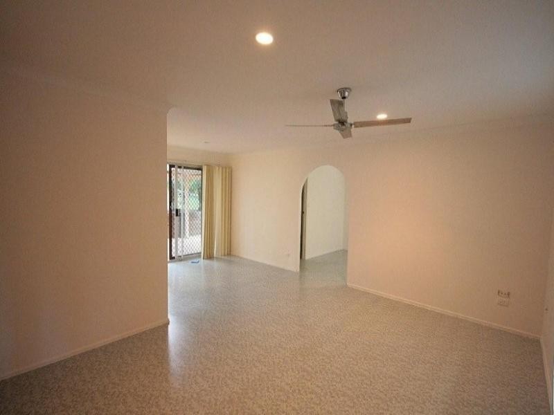 12 Littlejohn Street, Daisy Hill QLD 4127