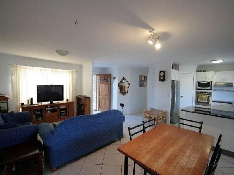 101 Tansey Drive, Tanah Merah QLD 4128