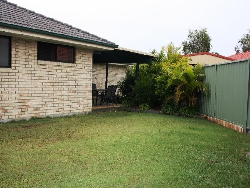 17 Lakebreeze Drive, Loganholme QLD 4129