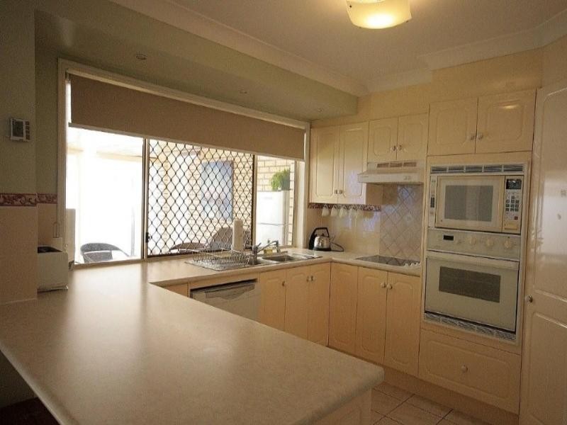 15 Charnley Court, Shailer Park QLD 4128