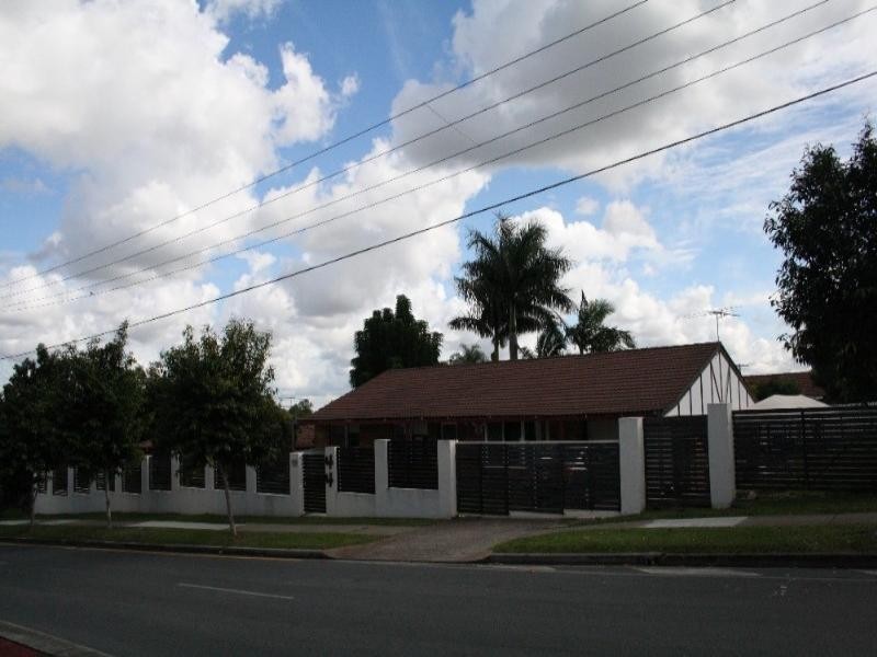 44 John Paul Drive, Daisy Hill QLD 4127