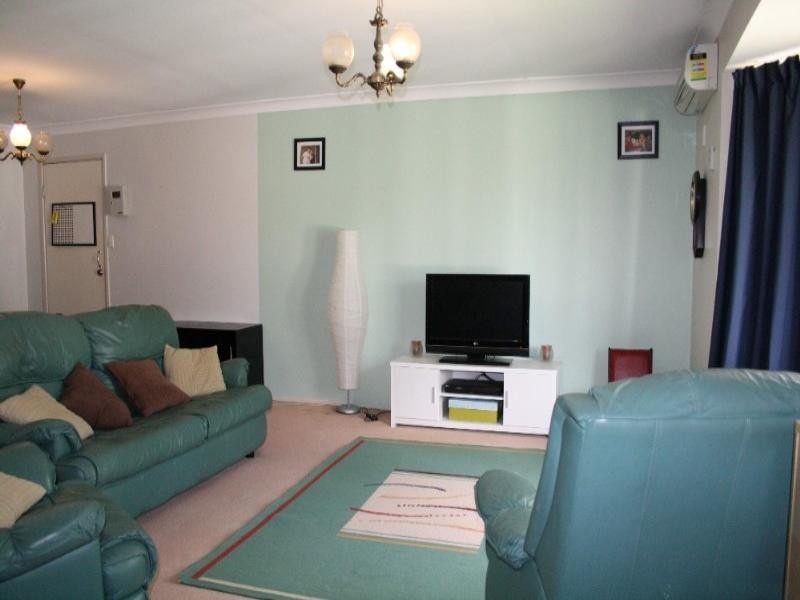 44 John Paul Drive, Daisy Hill QLD 4127