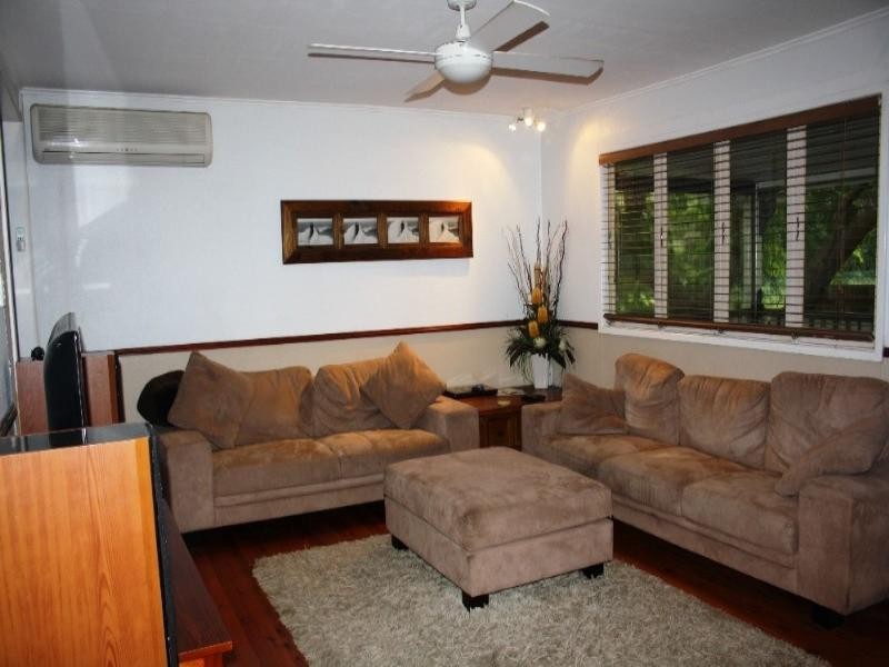 27 Winnetts Road, Daisy Hill QLD 4127