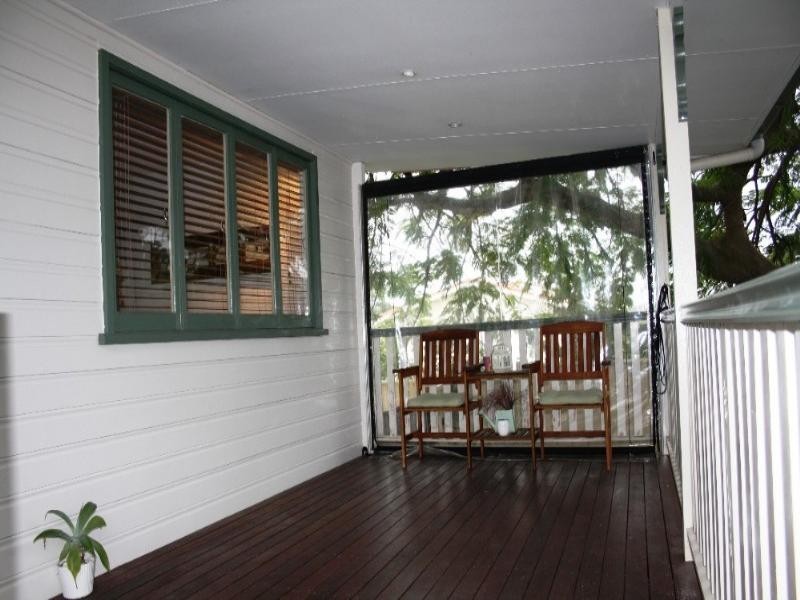 27 Winnetts Road, Daisy Hill QLD 4127