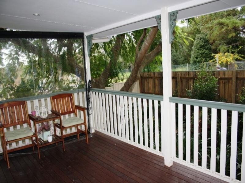 27 Winnetts Road, Daisy Hill QLD 4127