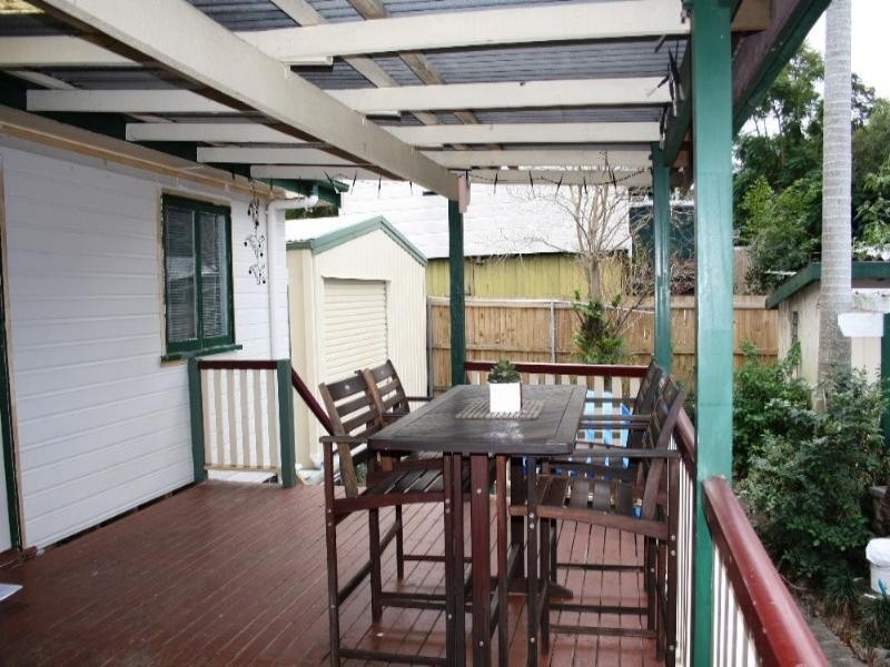 27 Winnetts Road, Daisy Hill QLD 4127