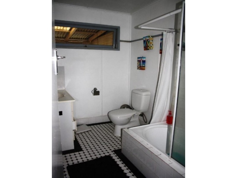 27 Winnetts Road, Daisy Hill QLD 4127