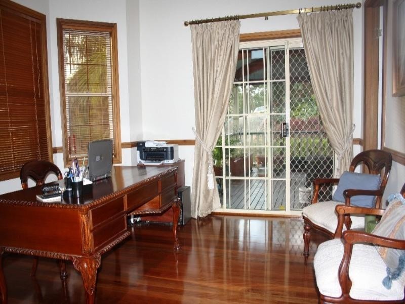 439 Chatswood Road, Shailer Park QLD 4128