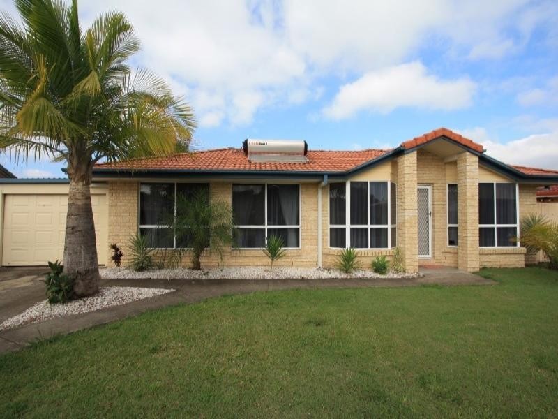 21 Perak Court, Tanah Merah QLD 4128