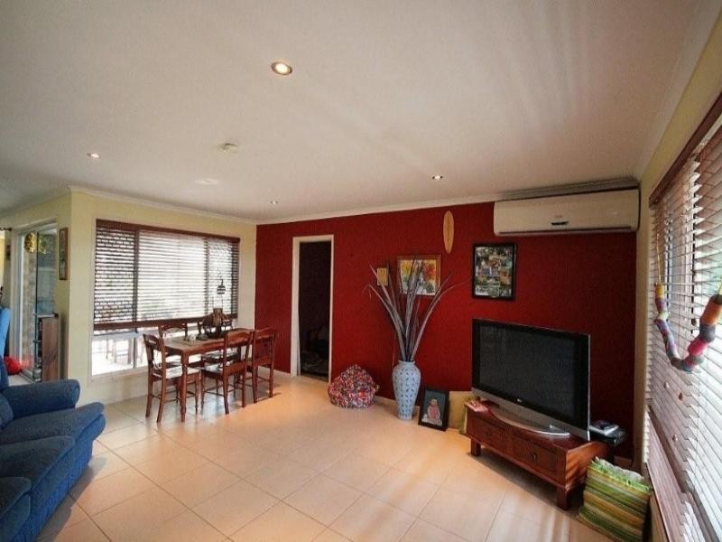 16 Pelewan Court, Tanah Merah QLD 4128