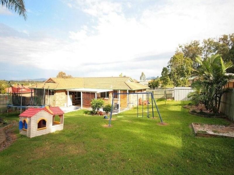 16 Pelewan Court, Tanah Merah QLD 4128