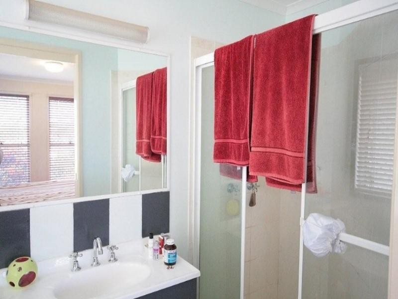 16 Pelewan Court, Tanah Merah QLD 4128