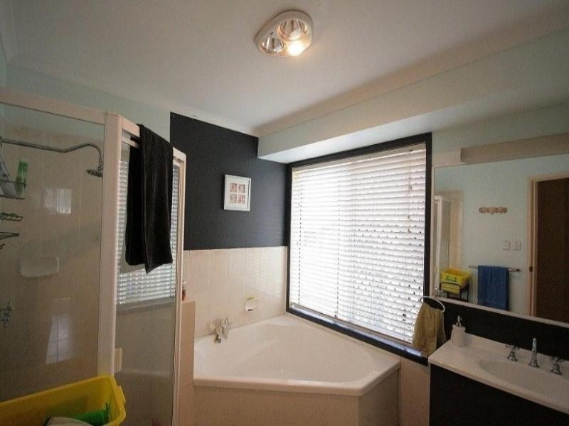 16 Pelewan Court, Tanah Merah QLD 4128