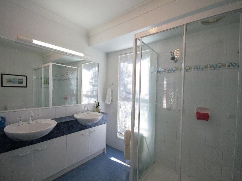 64 Koolan Crescent, Shailer Park QLD 4128