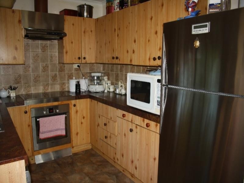 15 Scilla Street, Shailer Park QLD 4128