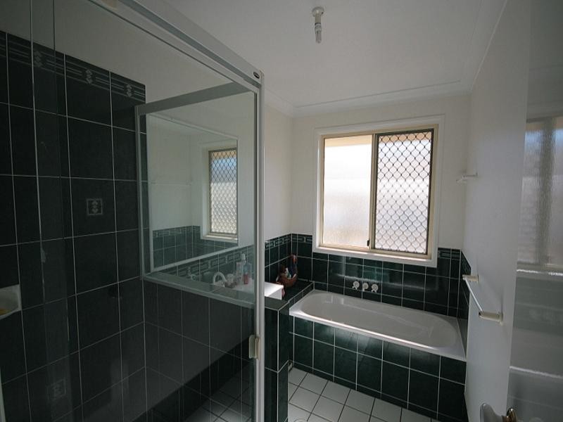 137a Pohon Drive, Tanah Merah QLD 4128