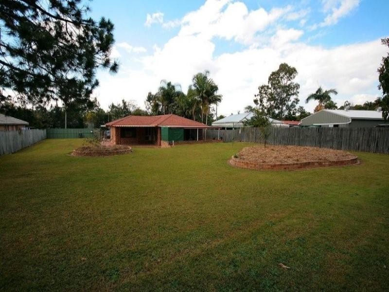 37 Jalan Street, Tanah Merah QLD 4128