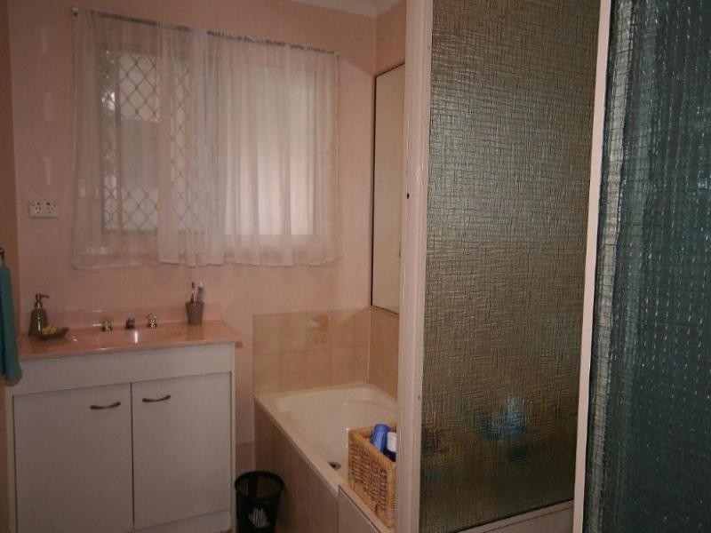 37 Jalan Street, Tanah Merah QLD 4128