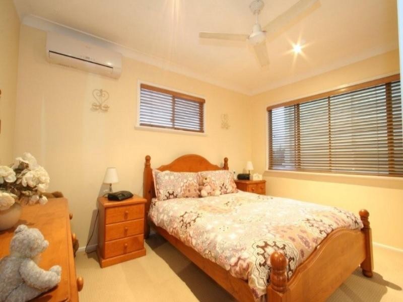 1 Camelot Street, Underwood QLD 4119