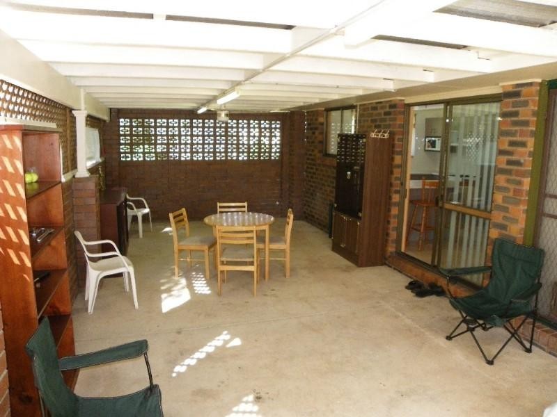 42 Gladewood Drive, Daisy Hill QLD 4127