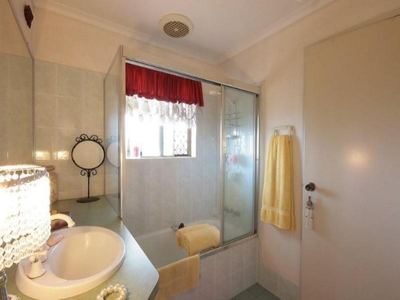 163B Pohon Drive, Tanah Merah QLD 4128