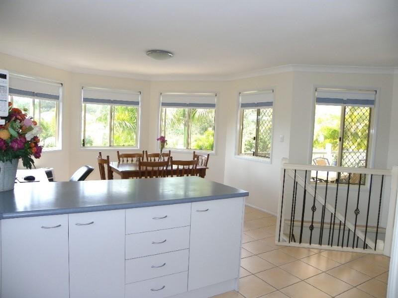 102 Mingah Crescent, Shailer Park QLD 4128
