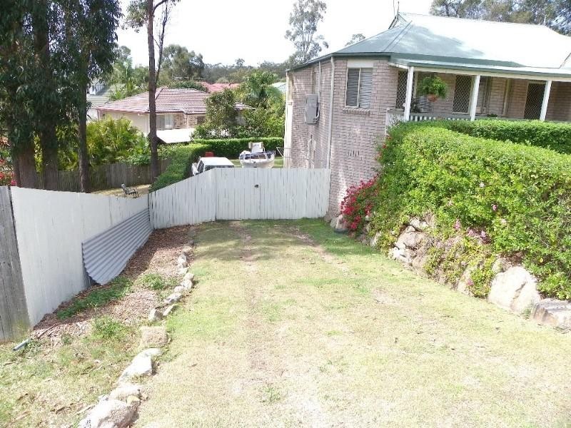 102 Mingah Crescent, Shailer Park QLD 4128