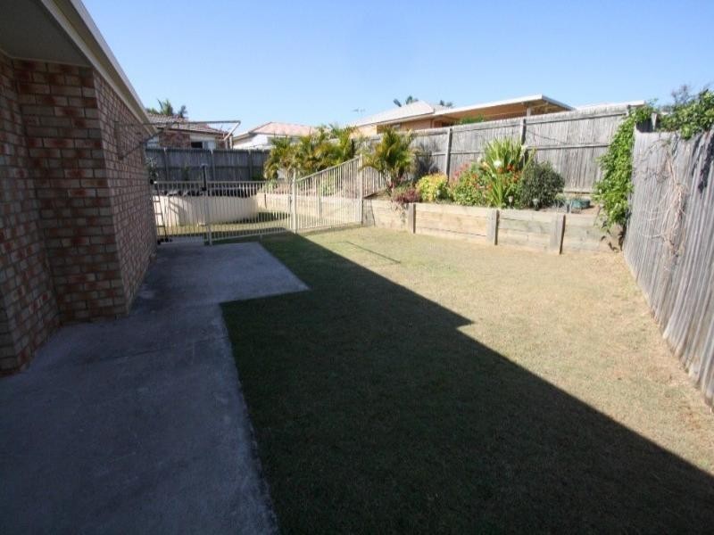 3 Butia Close, Regents Park QLD 4118