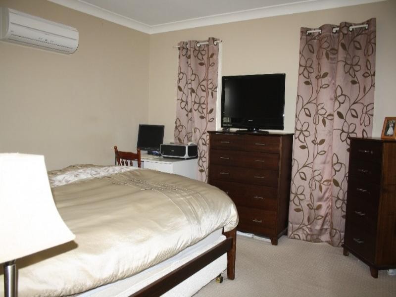 15 Quandong Street, Crestmead QLD 4132