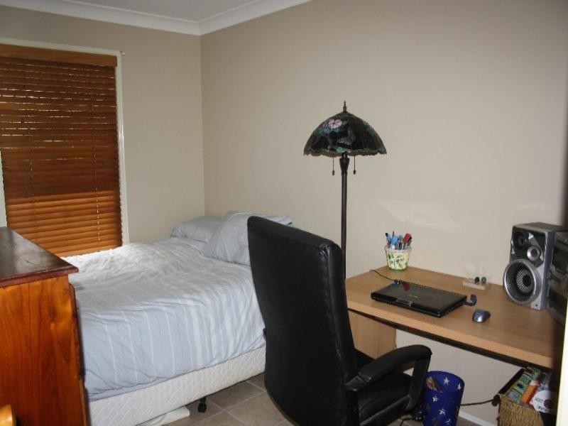 15 Quandong Street, Crestmead QLD 4132