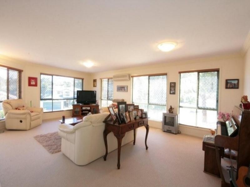 113 Boxer Avenue, Shailer Park QLD 4128