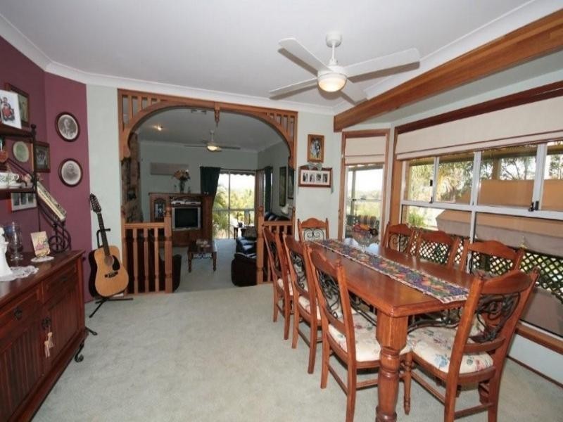 18 Paraburdoo Crescent, Shailer Park QLD 4128