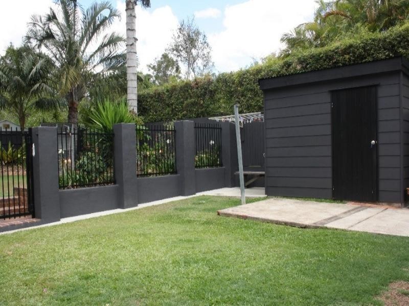 82 Lyndale Street, Daisy Hill QLD 4127