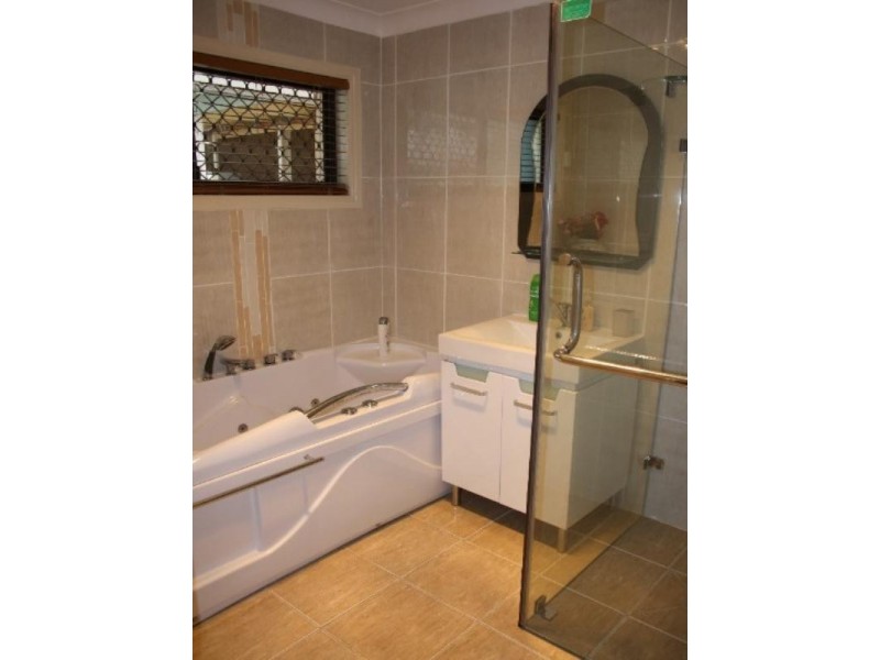 17 Parker Street, Shailer Park QLD 4128