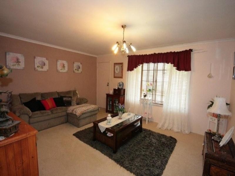 28 Rhodes Street, Loganlea QLD 4131