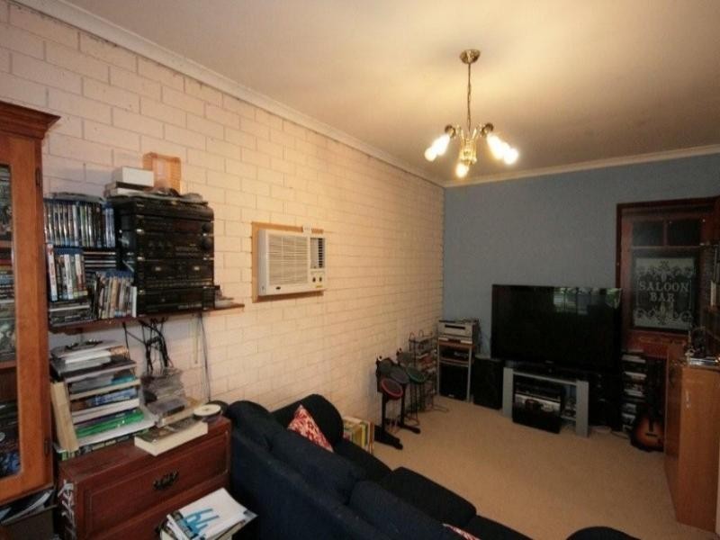 28 Rhodes Street, Loganlea QLD 4131