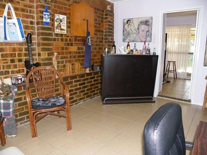 6 Newline Court, Loganlea QLD 4131