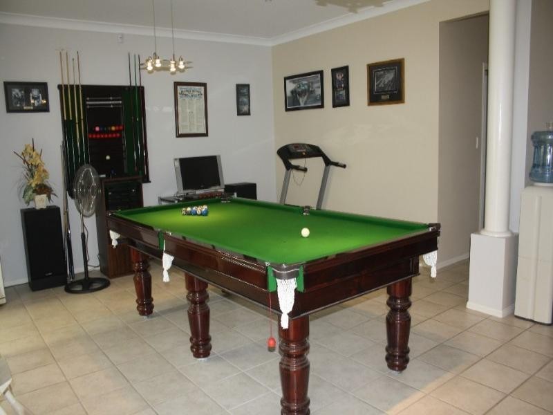 4 Optus Place, Edens Landing QLD 4207