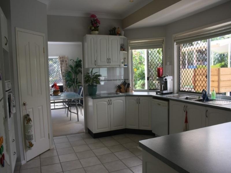 4 Optus Place, Edens Landing QLD 4207