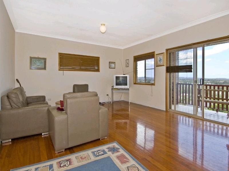 44 Ben Lexcen Court, Mount Warren Park QLD 4207