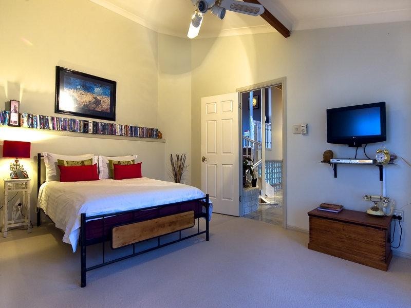 138 Barokee Drive, Tanah Merah QLD 4128